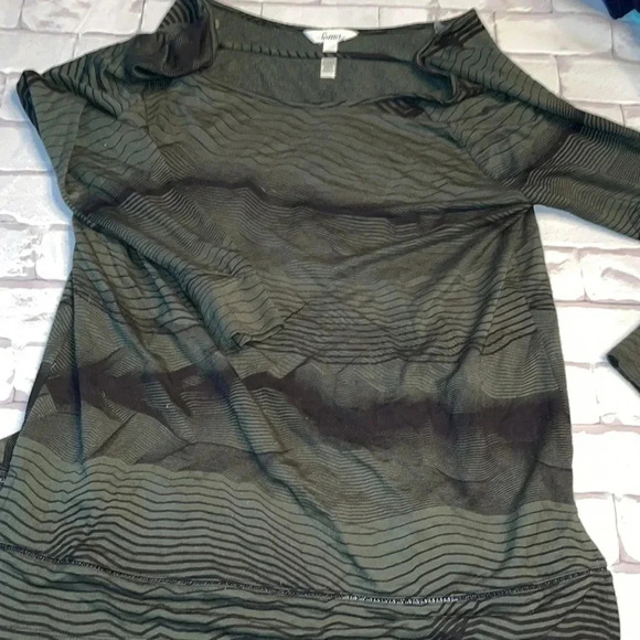 SOMA size xs long sleeve top - Picture 2 of 3